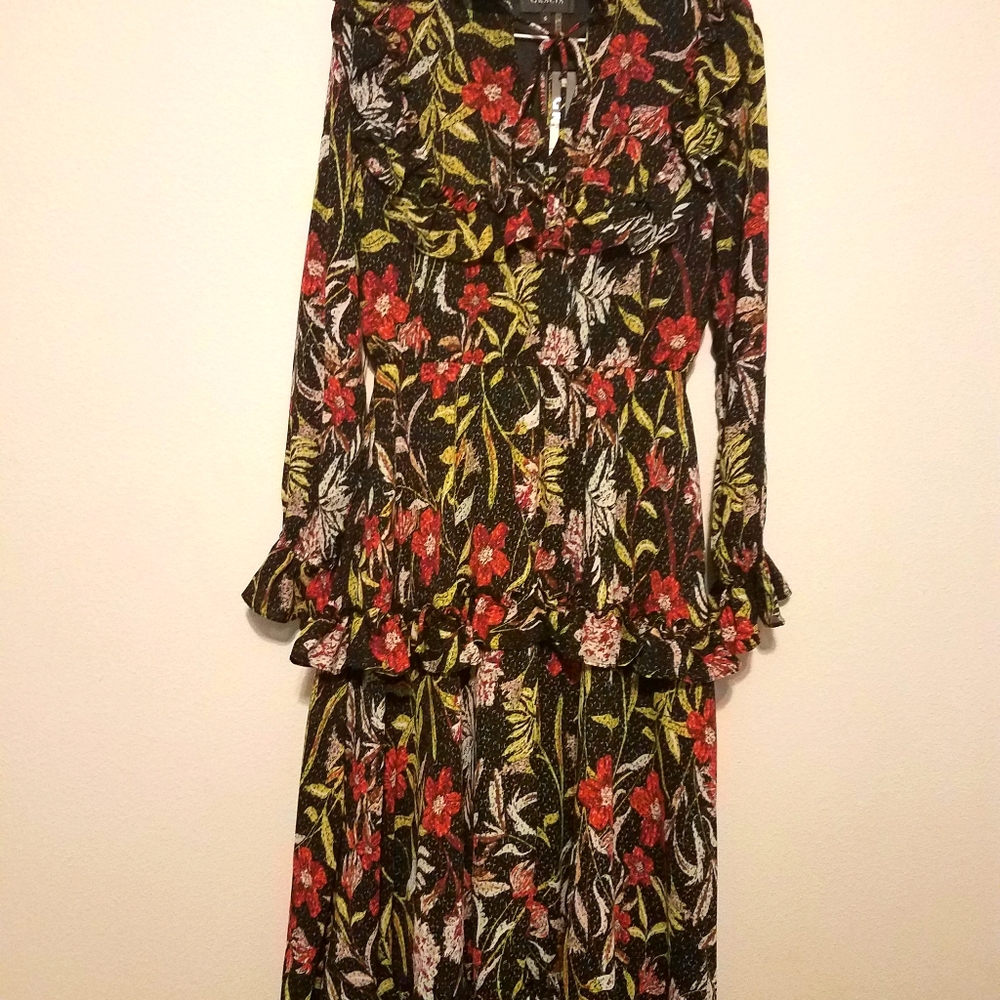 NWT GRACIA Long sleeve floral ruffle midi dress